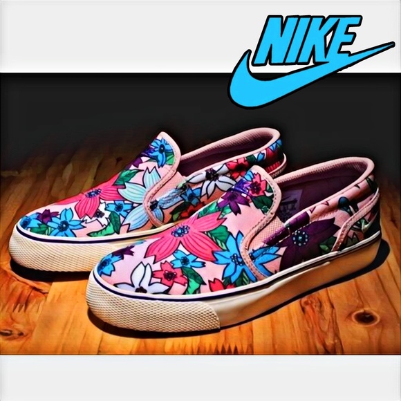 nike toki slip on floral